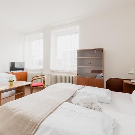 Hotel Dobruška Dış mekan fotoğraf