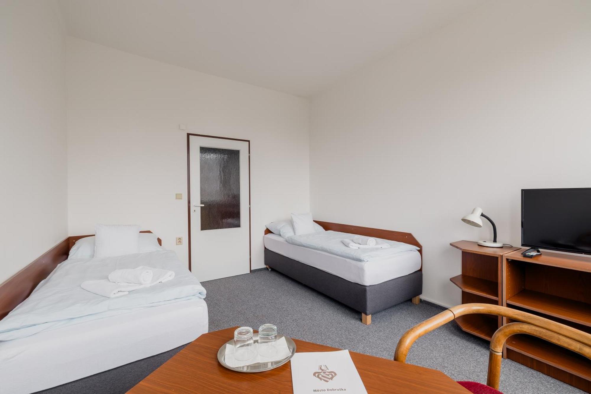 Hotel Dobruška Dış mekan fotoğraf