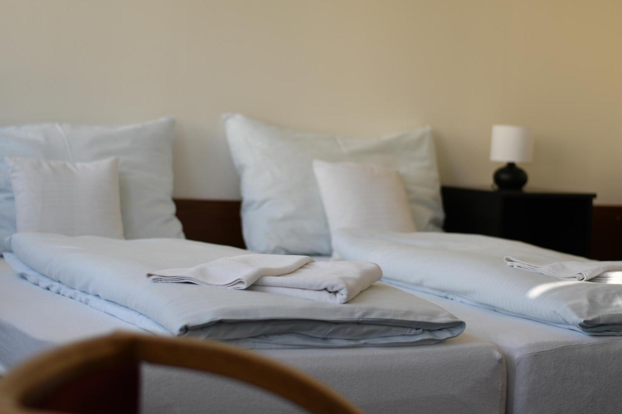 Hotel Dobruška Dış mekan fotoğraf