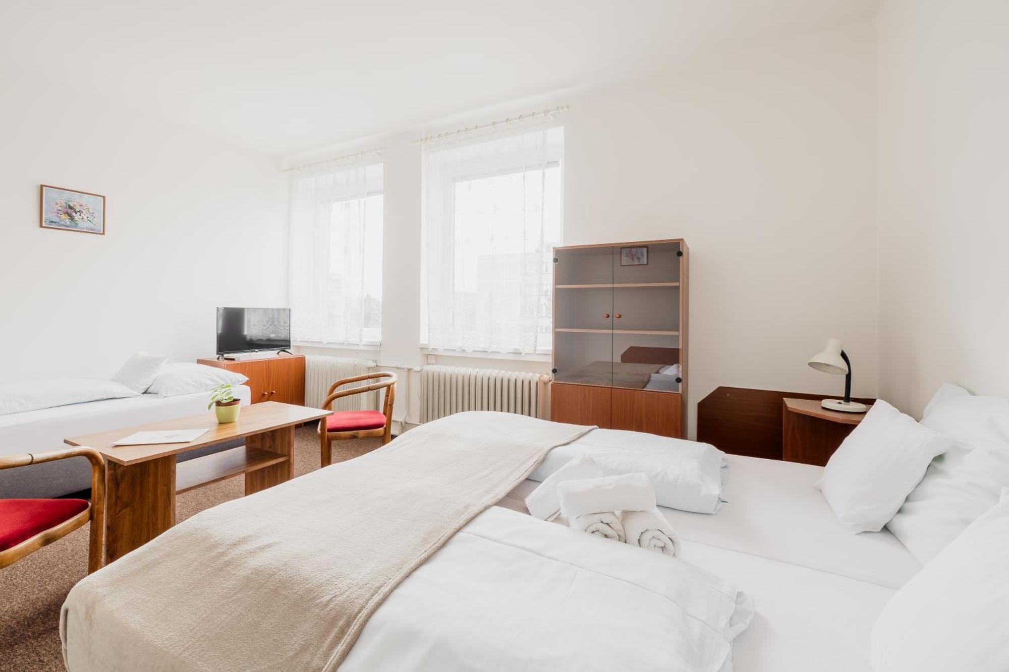 Hotel Dobruška Dış mekan fotoğraf